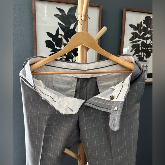 EUC Hemsworth Prince of Wales Light Gray Suit by Indochino - Picture 9 of 11